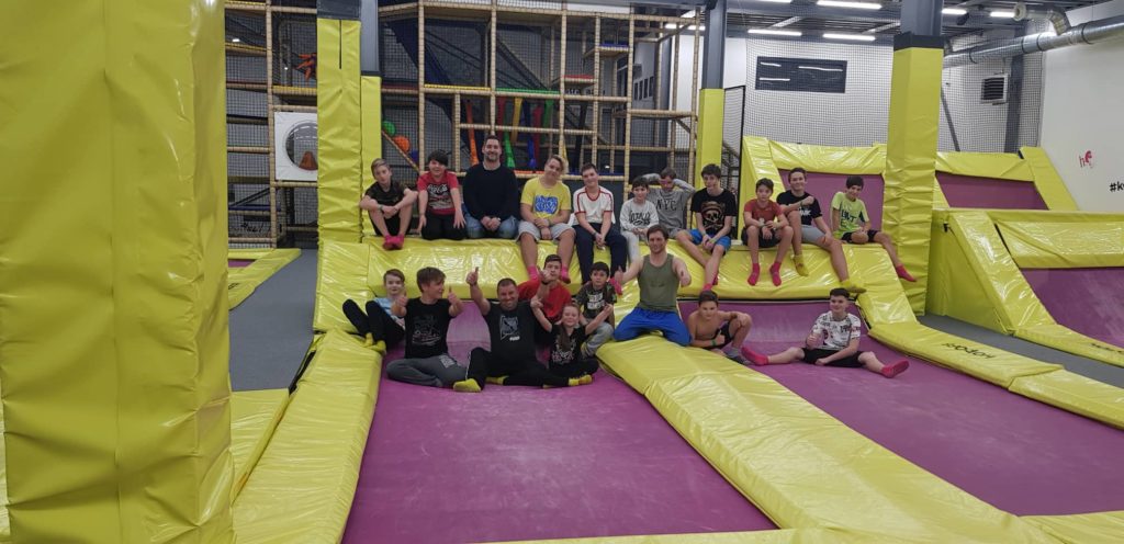 trampoliny
